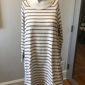 Long Sleeve Striped Black/Creme Dress